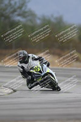 media/Sep-21-2025-Race Pace (Sun) [[98bf33ef95]]/Verified/4-Turn 3 (920am)/